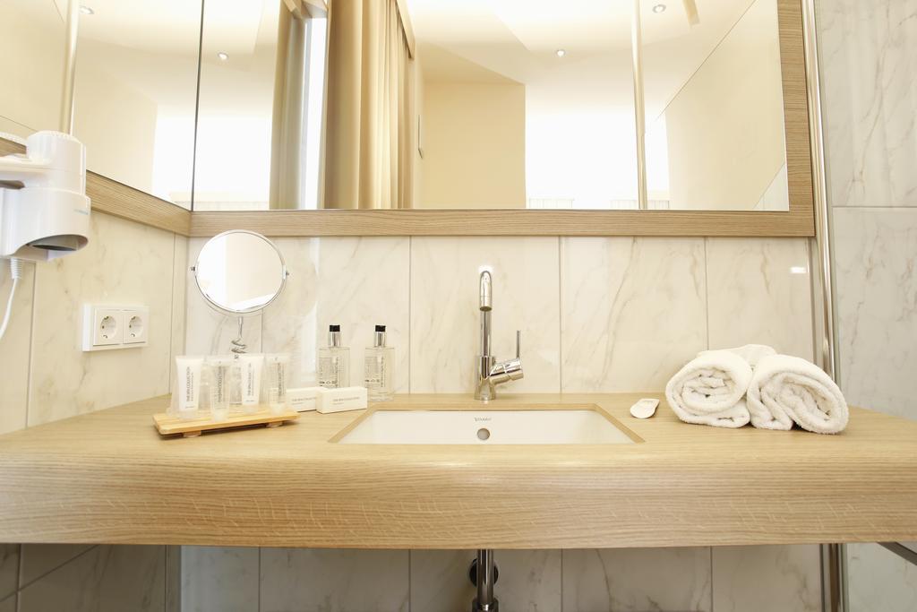 Altwarmbuchen Hotel Villa Will חדר תמונה