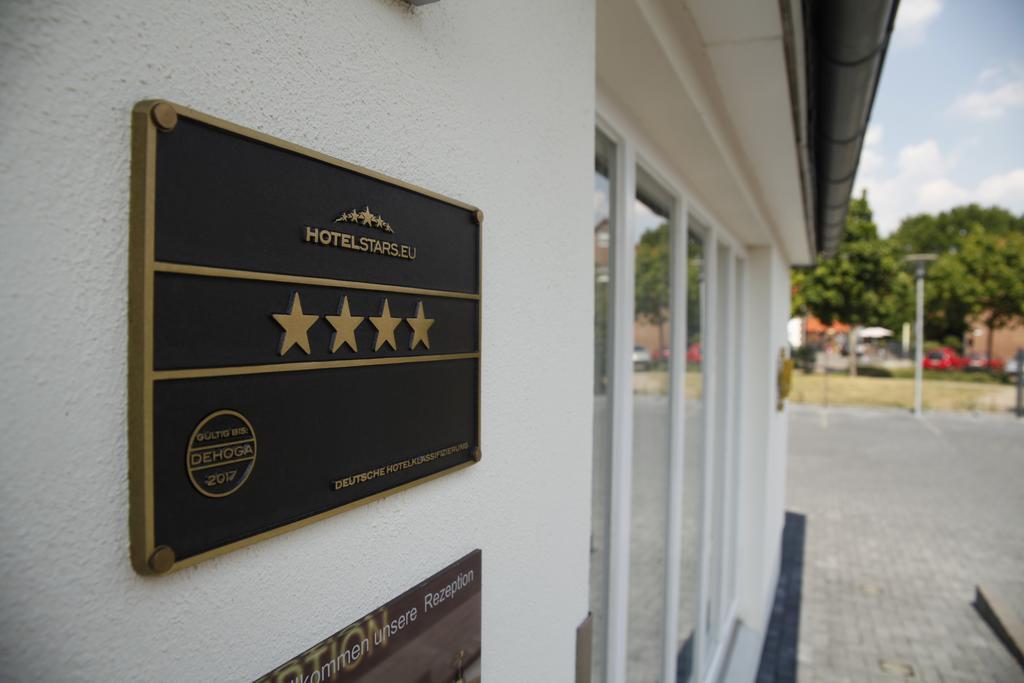 Altwarmbuchen Hotel Villa Will מראה חיצוני תמונה